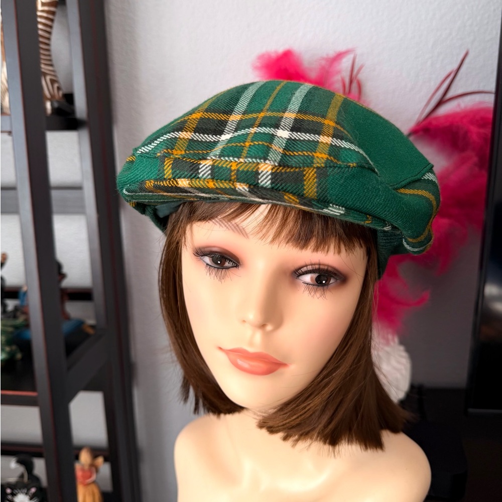 House of Edgar Scottish Green Plaid Cap - Picture 2 of 8